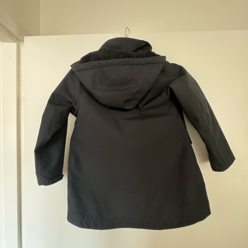 Patagonia Kids Black Hooded Puffer Coat - Picture 2 of 6